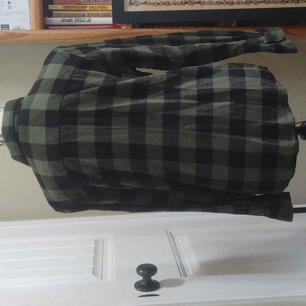 Wonder Nation Green Plaid Button Up - Picture 2 of 4